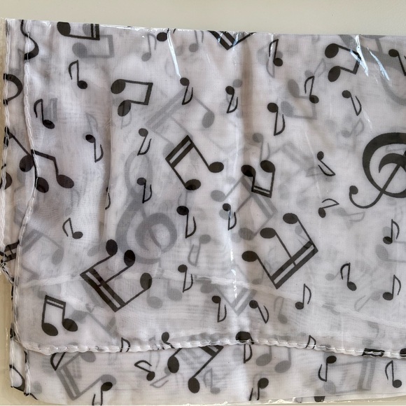 Accessories - White Scarf with Black Musical Notes